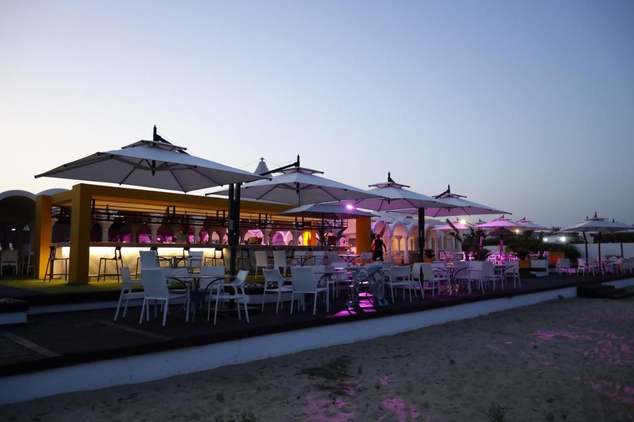 The Mirage Resort & Spa Hammamet Esterno foto Beach bar in Rimini